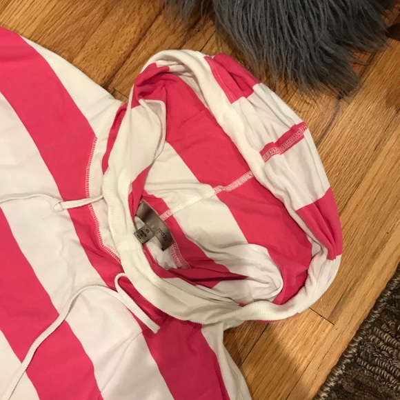 Red23 top - Picture 3 of 4